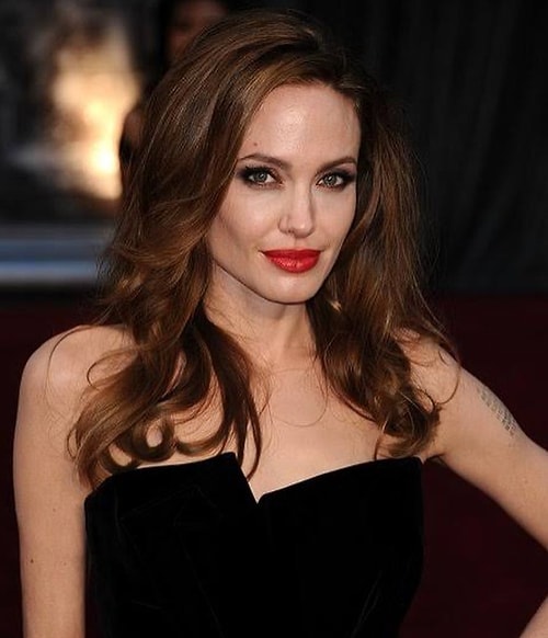 Angelina Jolie, Churchill'in Bir Tablosunu Rekor Fiyattan Açık Artırmaya Çıkardı!