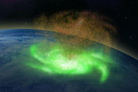 Kuzey Kutbu'nun Üstünde Yağmur Yerine Elektron Yağdıran Uzay Kasırgası Keşfedildi