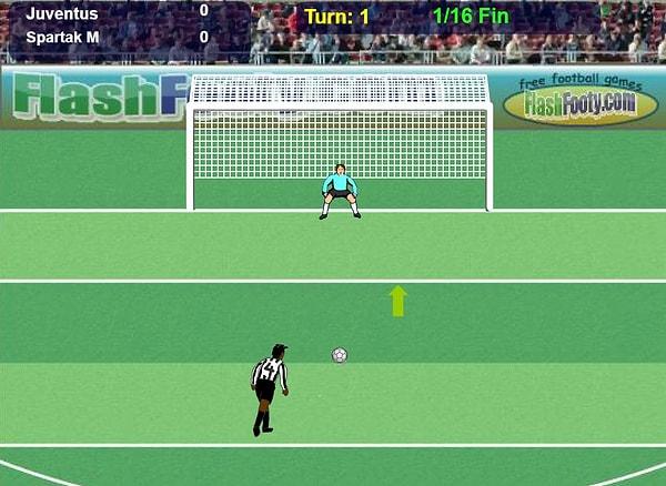 1. Bilgisayarın oyunları kaldırmayınca tarayıcı üzerinden oynanan Penalty Fever, her çocuğun futbol oyunu olmuştu.