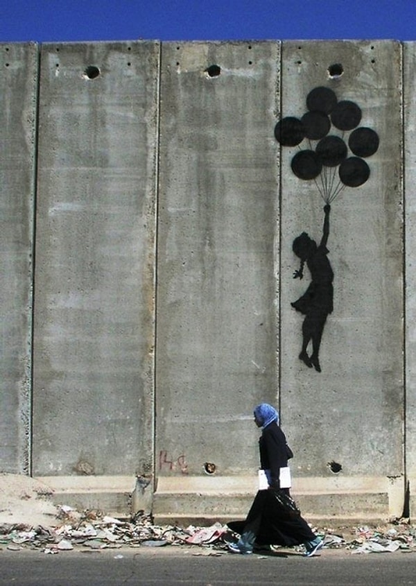 Flying Balloon Girl, Banksy’nin en tanınmış sanat eserlerinden biridir.