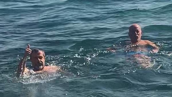 Operasyondan tam beş gün sonra da İzmir Mordoğan'da ortak bir arkadaşımızın davetine gittik ve birlikte denize girip yüzdük.