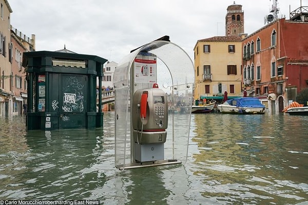 14. Venedik, deniz seviyelerinin değişiminden dolayı daha fazla sele maruz kalıyor.