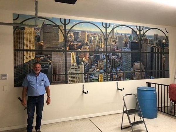 4. "4 года спустя папа наконец-то собрал этот огромный пазл!"