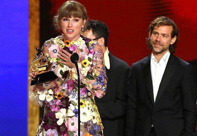 30. Yılın Albümü ödülüyse Taylor Swift'e gitti!