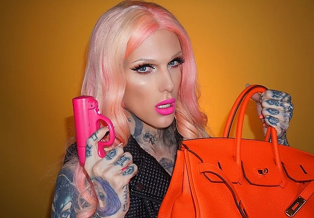 4. Kerimcan'ın ilham aldığı söylenen makyaj sanatçısı Jeffree Star'ı yakından inceledik!