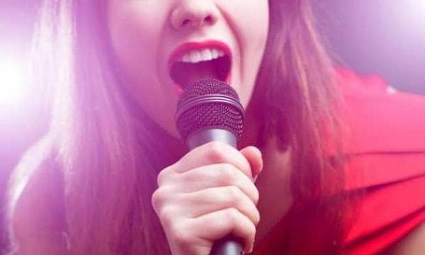 27. Kekeme insanlar nasıl takılmadan şarkı söyleyebiliyor?