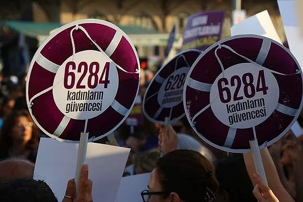 Gördüğünüz gibi bu sözleşme, sadece "marjinallerin, feministlerin" bir maşası değil, toplumun her kesiminden kadının hayatını kurtaracak bir araçtı!