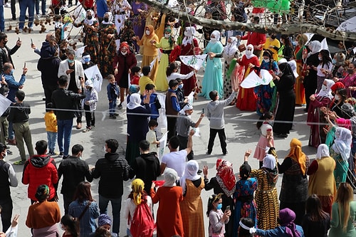 Nevruz Ateşi, Koronavirüs Önlemlerini Unutturdu