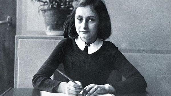 24. Anne Frank'in günlüğü mastürbasyonla ilgili yazılarla doluydu fakat bu kısımlar daha sonra çıkartıldı.