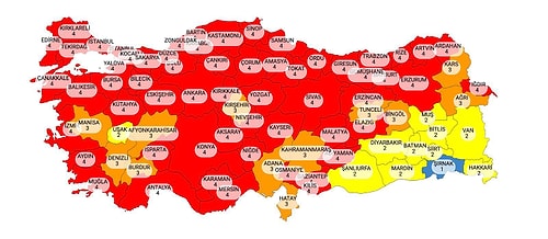 Kılıçdaroğlu Erdoğan'ı Eleştirdi: 'Lebalep Dolu Salonlarla Övündü, Şimdi Tüm Şehirler Yeniden Kırmızıya Döndü'