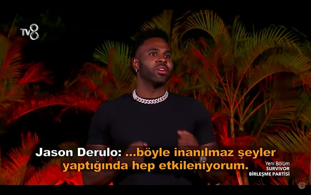 Performansın ardından yarışmacılarla düzenlenen söyleşide ise şarkıcının merak ettiği detaylar herkesi epey güldürdü. 😂