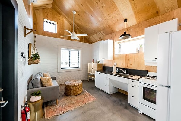 8. Вот так выглядит кухня. Симпатично, правда?