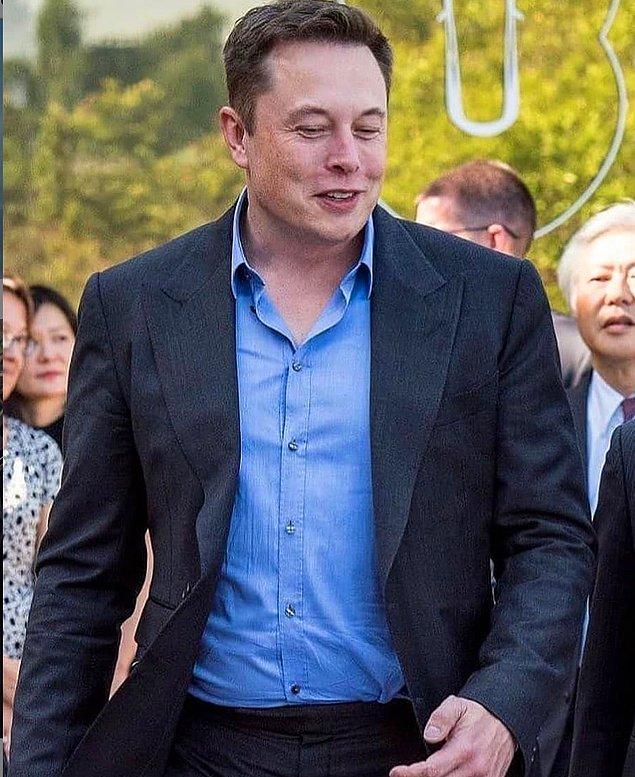 Quartz'a göre, Elon Musk'ın çalışma süresinin en az %90'ı Tesla ve SpaceX arasında bölünüyor.