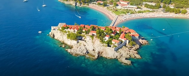 91. Sveti Stefan, Karadağ:
