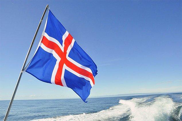 17. İzlanda bayrağının renkleri ülke manzarasının üç unsurunu sembolize ediyor.