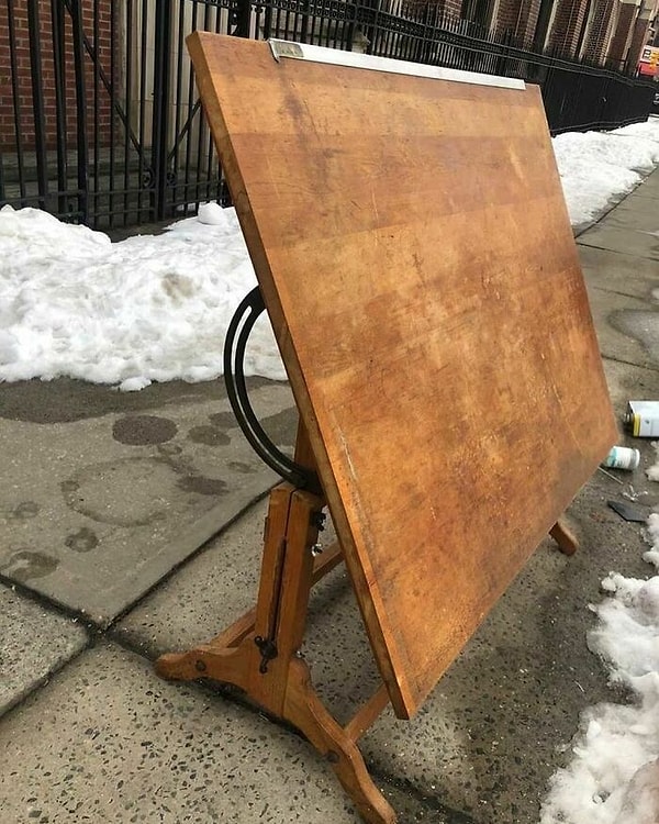 17. Чертежный стол на Вашингтон-авеню