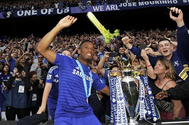 Bugün Stamford Bridge'e kereviz ile girmek yasak. Kulüp yakalananlara cezai yaptırımlar uyguluyor.