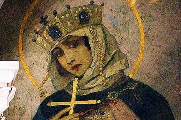 10. yüzyılda Kiev Knezliği'nin hükümdarı İgor ile evlenen Olga, ilk başlarda çok mutlu bir hayat sürer.