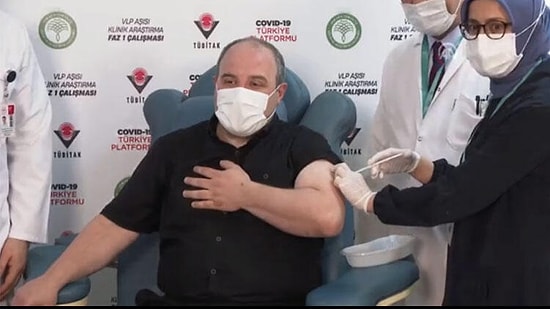 Gönüllü Olarak Katıldı: Bakan Varank'a Yerli Aşının Faz-1 Klinik Çalışmasında İlk Doz Aşı Yapıldı