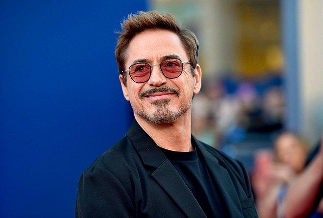 41. Robert Downey Jr. bipolar bozukluk yaşadığı için sürekli doktor kontrollerine gidiyor.