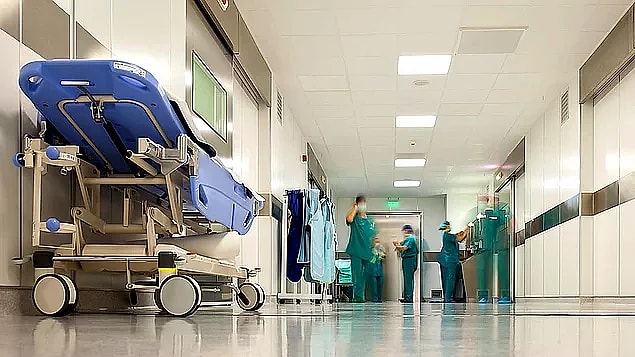 Sinovac'ın etki oranı Biontech'e göre daha düşük görünse de başka bir sonuç daha var: Sinovac hastaneye yatış oranlarını %100 oranında önlüyor.