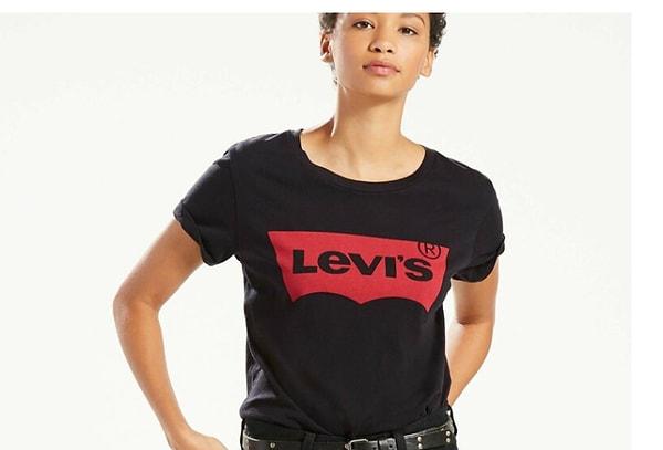 14. Levi's'in ikonikleşen tişörtlerinden sizde hala yok mu?