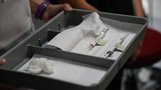 Türkiye'nin Elindeki Aşı Miktarı Açıklandı: 6 Milyon Doz Sinovac ve BioNTech