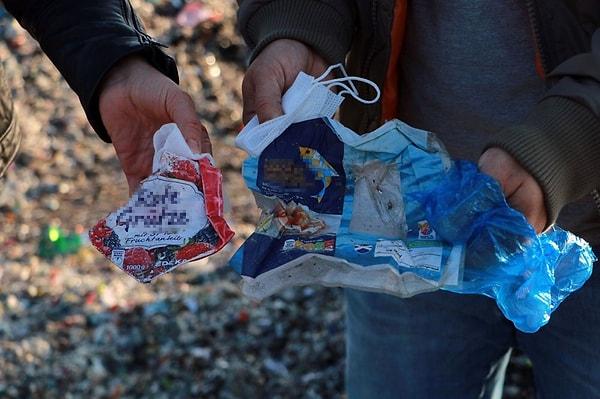 Kendi çöpünü dönüştüremeyen Türkiye, yıllardır İngiltere'nin plastik çöplerini 'geri dönüşüm' adı altında ithal ediyor.