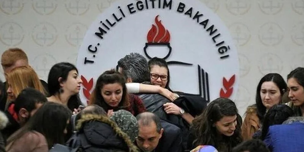 Binlerce Öğretmen Merakla Bekliyordu! E-Devlet Üzerinden Açıklandı