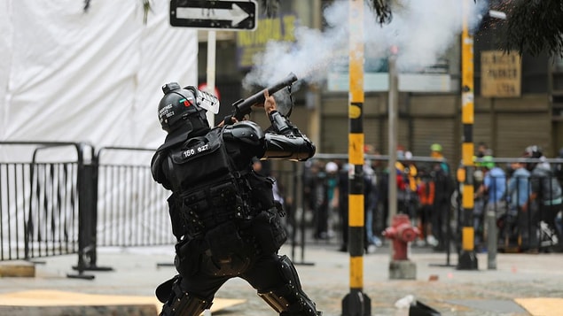 Barışçıl protestolar şiddete evrildi