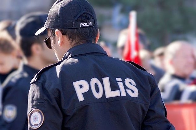 'Yerde baskı uygulayarak beni kontrol altına aldılar'