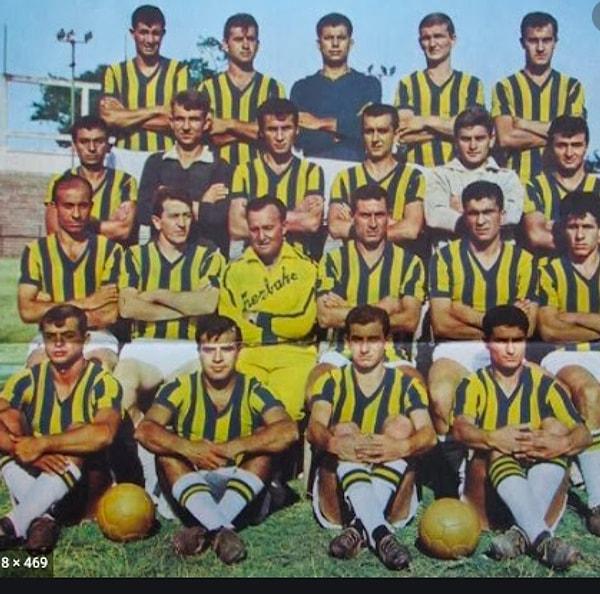 1. 1963-1964 sezonunda Fenerbahçe, Beşiktaş'ın 1 puan önünde şampiyon oldu.