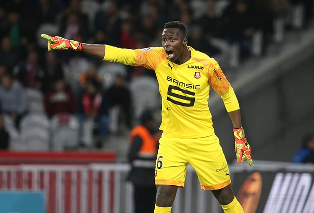 Ve o sene Rennes’in Şampiyonlar Ligi'ne gitmesinde en büyük katkıyı veren futbolculardan oldu.