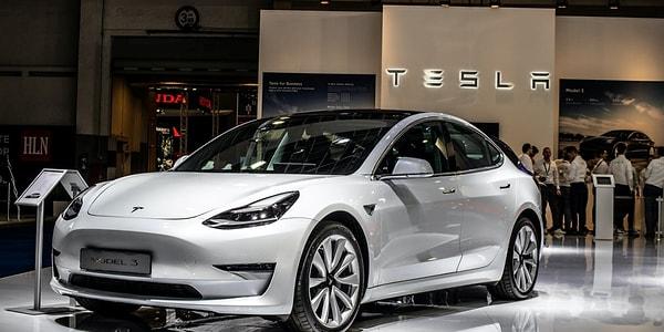 11. Tesla, 2021 yılında tam otonom sürüşünü kullandığımız kadar ödeme yaptığımız bir abonelik sistemini hayata geçireceğini açıklamıştı.