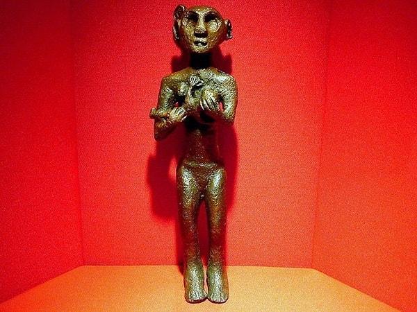 16. Emziren Kadın (MÖ 3000) / Anadolu Medeniyetleri Müzesi
