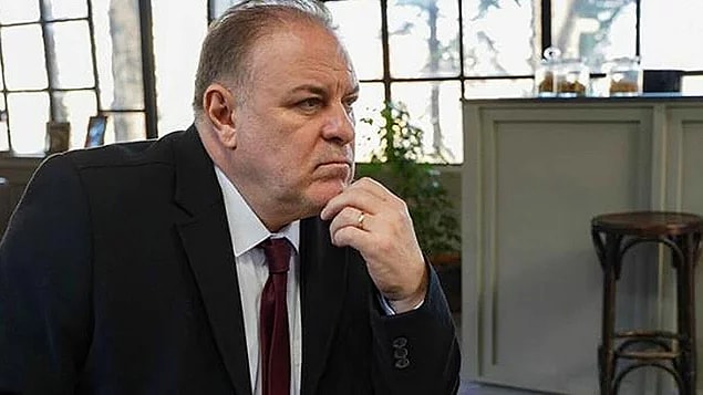 Burak Sergen Sadakatsiz’e Geri Dönüyor