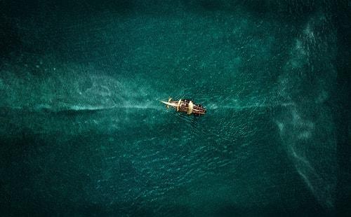 Denizin Maviliğine Doyacağınız Sadece Denizin Ortasında Geçen Birbirinden Eşsiz ve Ödüllü 23 Film