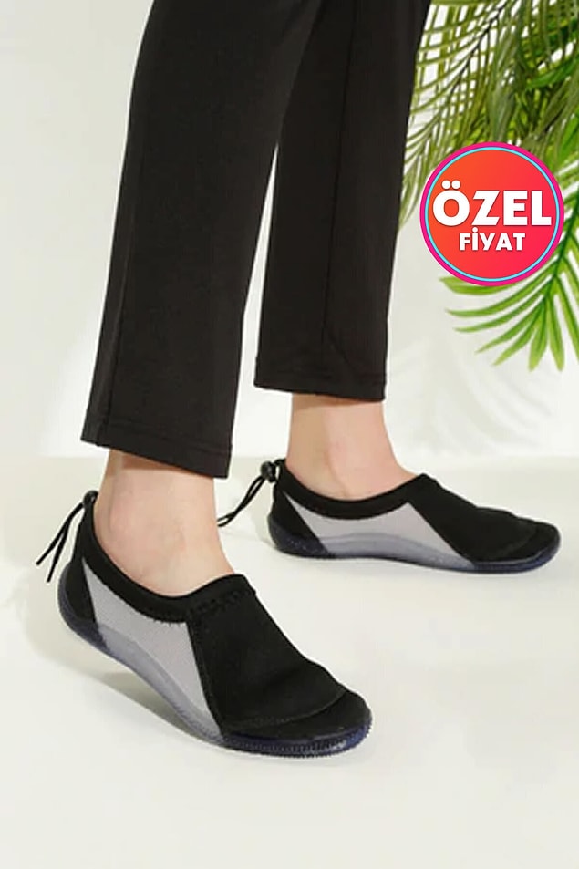 20. Plajda ayağınız rahat etsin diye bu ayakkabıyı alın.