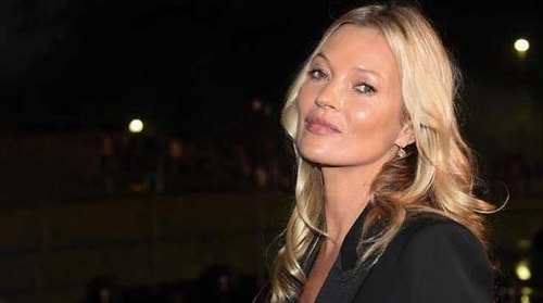 Kate Moss Uyku Anını Gösteren Videoyu Bir Hayır Kurumuna Bağışlamak İçin Açık Artırmayla 17 Bin Dolara Sattı