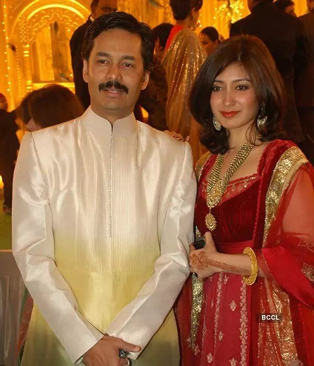 2. Sushanto Roy ve Seemanto Roy