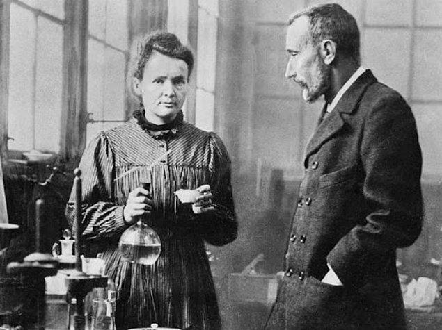 4. Marie ve Pierre Curie