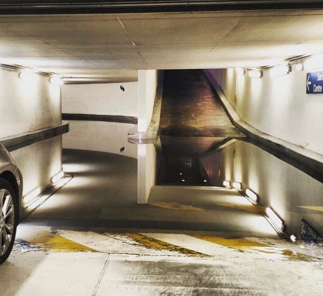 19. Bu otopark farklı bir boyuta açılıyor sanırım.