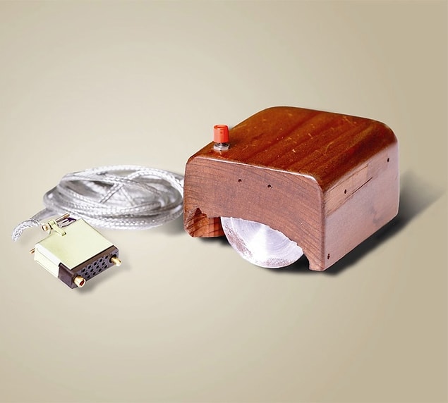 9. İlk mouse'larımız ahşaptan yapılmıştır.