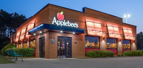 8. Applebee's