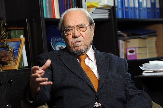 Halil İnalcık, İstanbul'un Fethi'ni Anlatıyor: 'Fatih Sultan Mehmet, Şehrin Yağmalandığını Gördüğünde Ağladı'