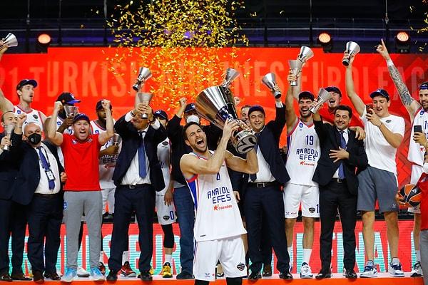 2017 yılındaki Fenerbahçe'nin şampiyonluğundan sonra EuroLeague Kupası 2. kez  Türkiye'ye geldi.