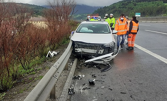 MHP Milletvekilleri Kalyoncu ve Karadağ Kazada Yaralandı