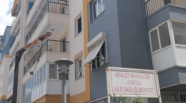 depremden sonra tahliye edilen binada bir tek aile sagligi merkezi kaldi