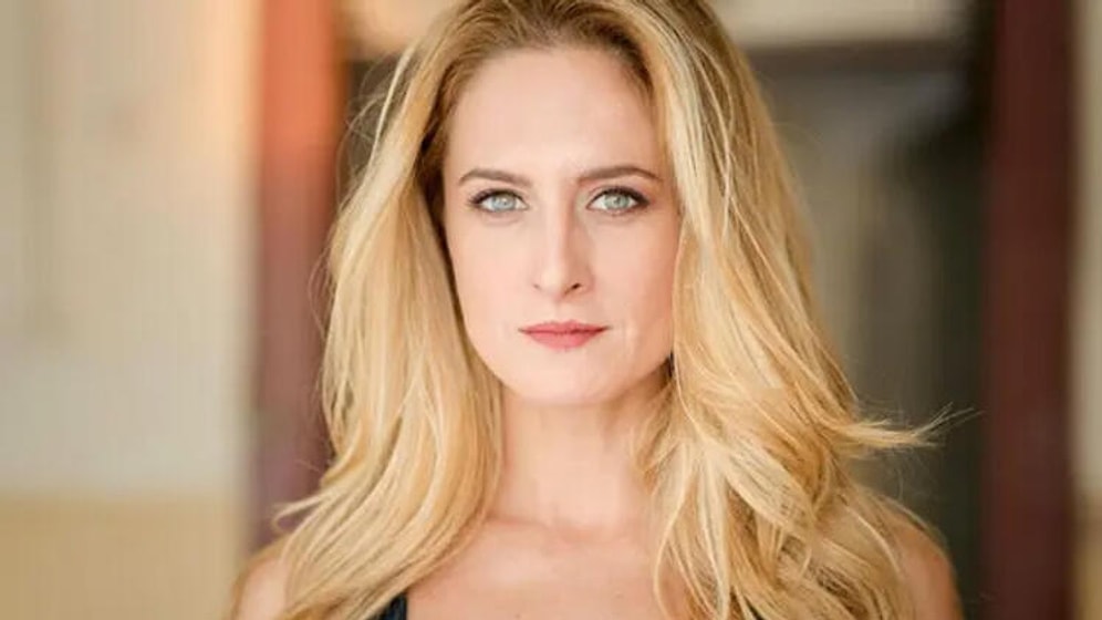 Menajerimi Ara'nın Feris'i Canan Ergüder'den Haber Geldi! "Beşinci Kemoterapi Bitti"