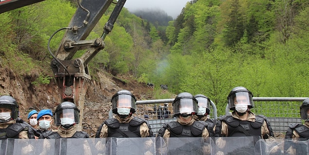 Karadeniz'de derelerin katili HES'ler...